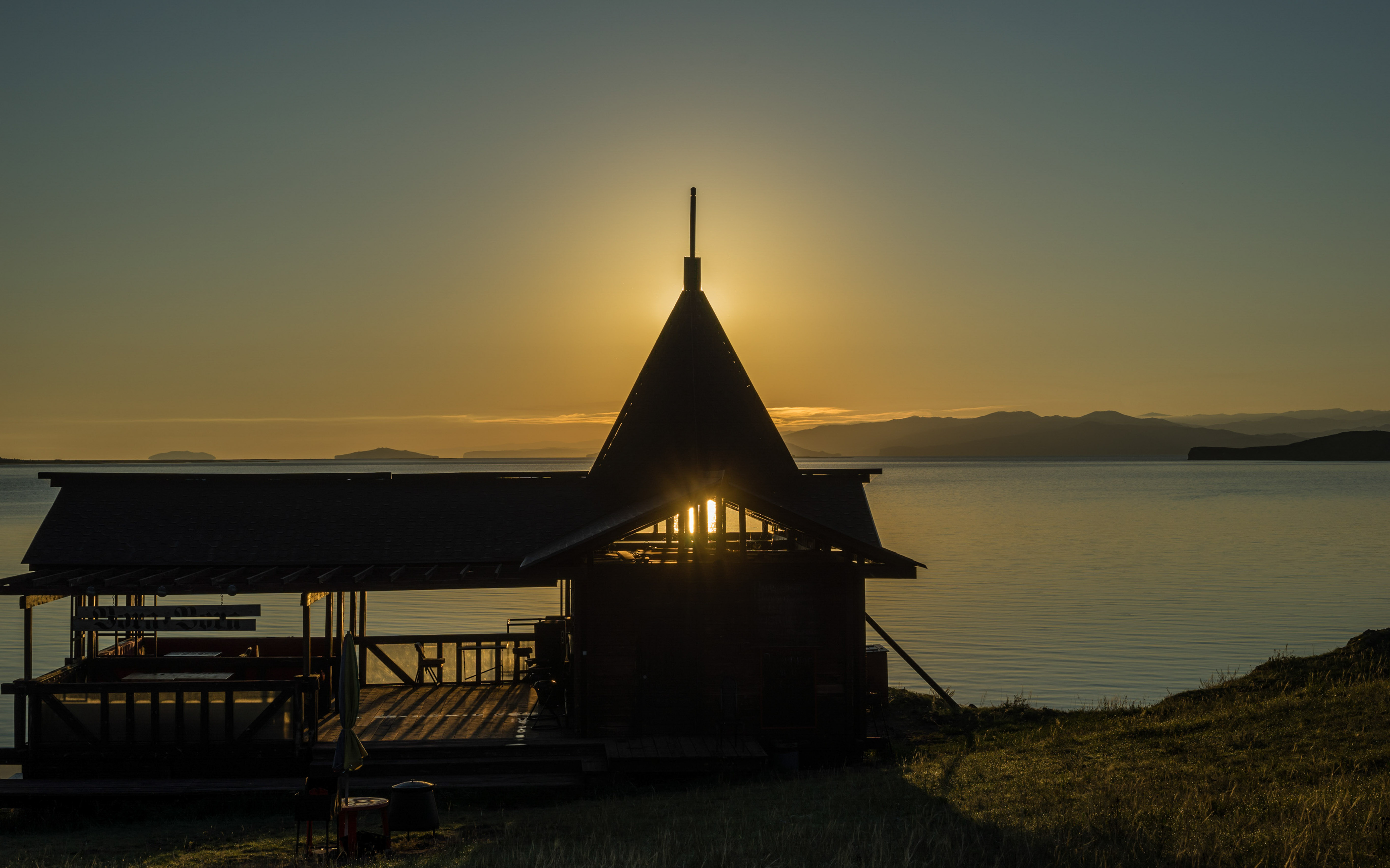 Baikal, Camp "Da-Shi" am Kleimem Meer gegenüber Olchon