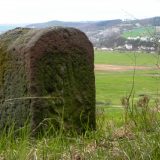 ZeitzeugenZeitzeugen der Teilung, historischer Grenzstein an der ehemaligen Grenze bei Dippach