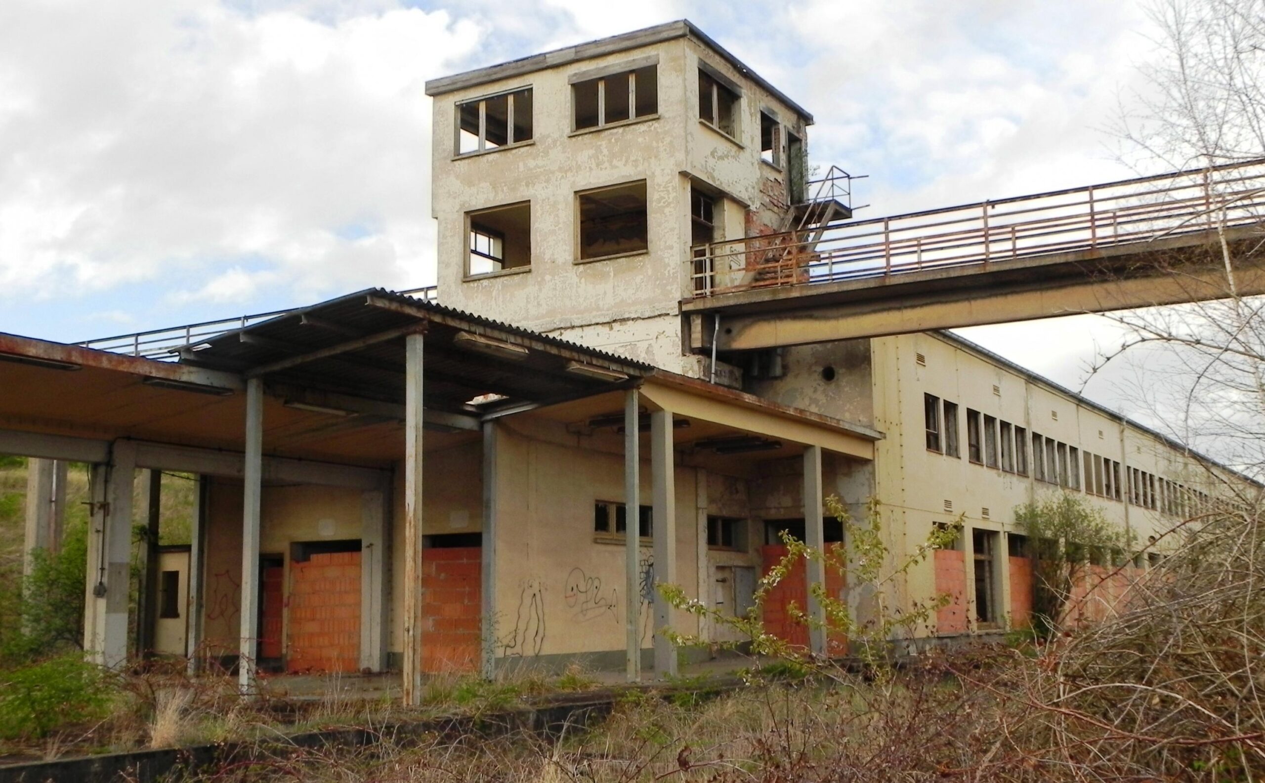 Zeitzeugen der Teilung, ehemaliger Grenzbahnhof Gerstungen im Jahr 2012