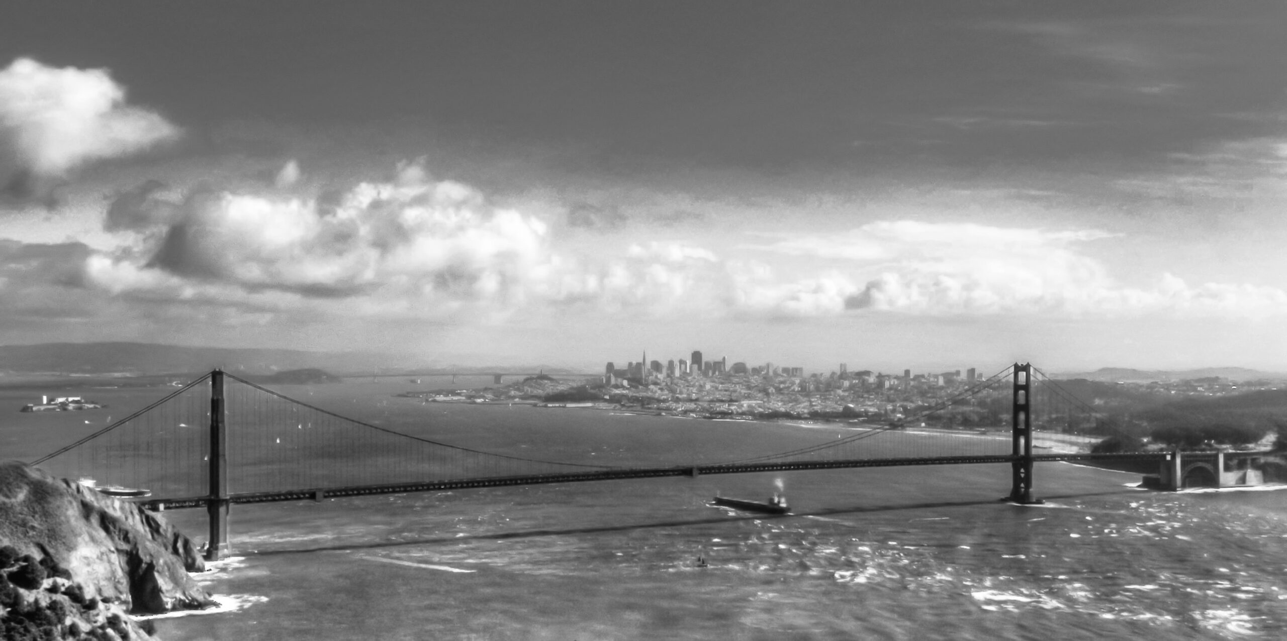 San Francisco Bay, Golden Gate Bridge
