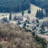 Thüringen, Rennsteig, nahe Kickelhahn, Blick vom Hermannstein auf Manebach