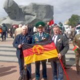 Belarus, 9. Mai 2025, in der Festung Brest mit einem ehemaligen Grenzerkommandeur