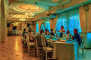 Belarus, Region Brest, Muchawez, festliche Begegnung im Hotel »Laguna«