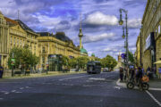 Berlin, Friedrichstraße, Kreuzung Unter den Linden