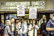 Berlin, Friedrichstraße, Russisches Haus, Protest gegen angeordnete Schließung am 04.09.2026