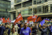 Berlin, Friedrichstraße, Russisches Haus, am 04.09.2026, Protest gegen angeordnete Schließung und deutsche Kriegstreiber